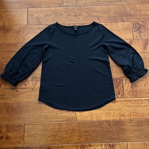 Ann Taylor Relax Fit Black Blouse Size XS - Picture 2 of 9